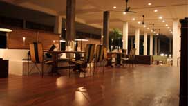 What wooden floor to choose for a restaurant? – Part 1 | Engineered Floor Fitters What wooden floor to choose for a restaurant? – Part 1 | Engineered Floor Fitters
