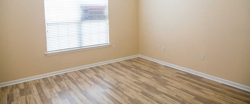 Difference between engineered bamboo and oak wood flooring | Engineered Floor Fitters