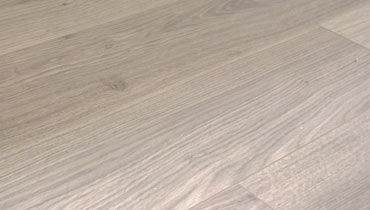 Specialist retail & showroom engineered wood floor fitting in London | {COMPANY_NAME}